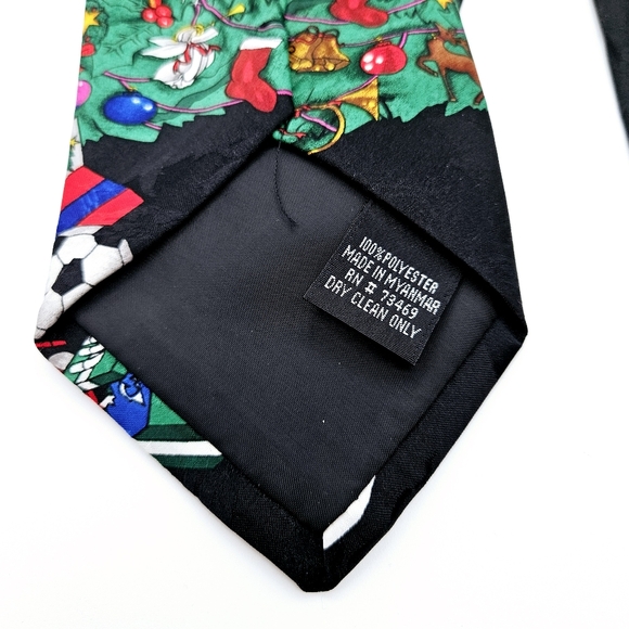 ADDICTION | holiday Christmas tree neck tie - Picture 5 of 5